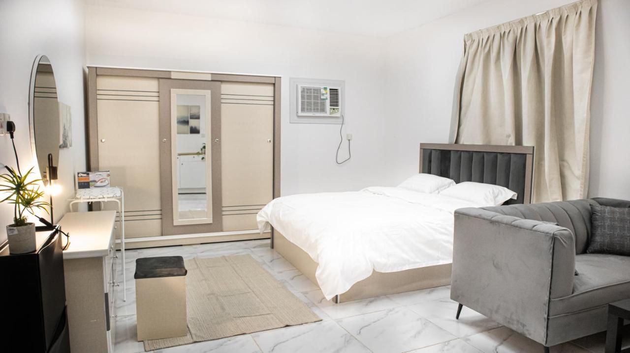 Comfortable & Big Family Apartments 10Mins Drive To Al-Masjid -Nabawi - Nozol Noor 2 Medina Esterno foto