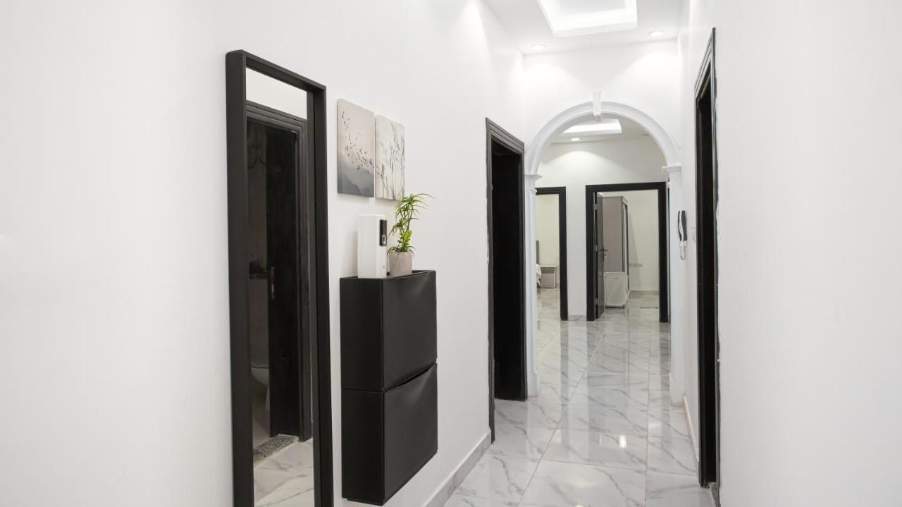 Comfortable & Big Family Apartments 10Mins Drive To Al-Masjid -Nabawi - Nozol Noor 2 Medina Esterno foto