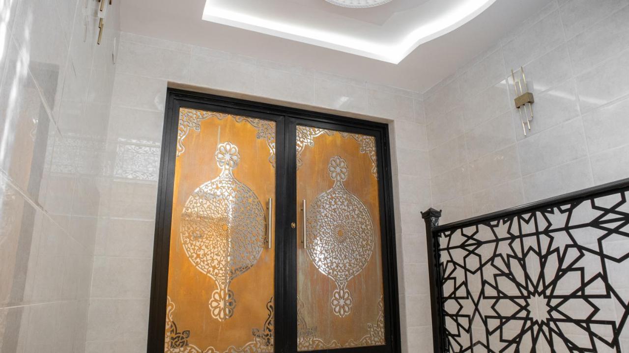 Comfortable & Big Family Apartments 10Mins Drive To Al-Masjid -Nabawi - Nozol Noor 2 Medina Esterno foto