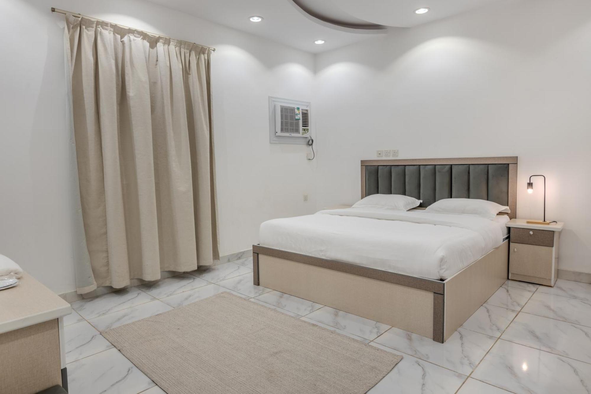 Comfortable & Big Family Apartments 10Mins Drive To Al-Masjid -Nabawi - Nozol Noor 2 Medina Esterno foto