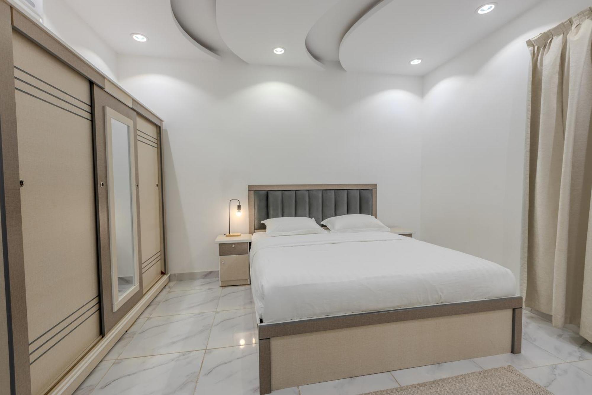 Comfortable & Big Family Apartments 10Mins Drive To Al-Masjid -Nabawi - Nozol Noor 2 Medina Esterno foto