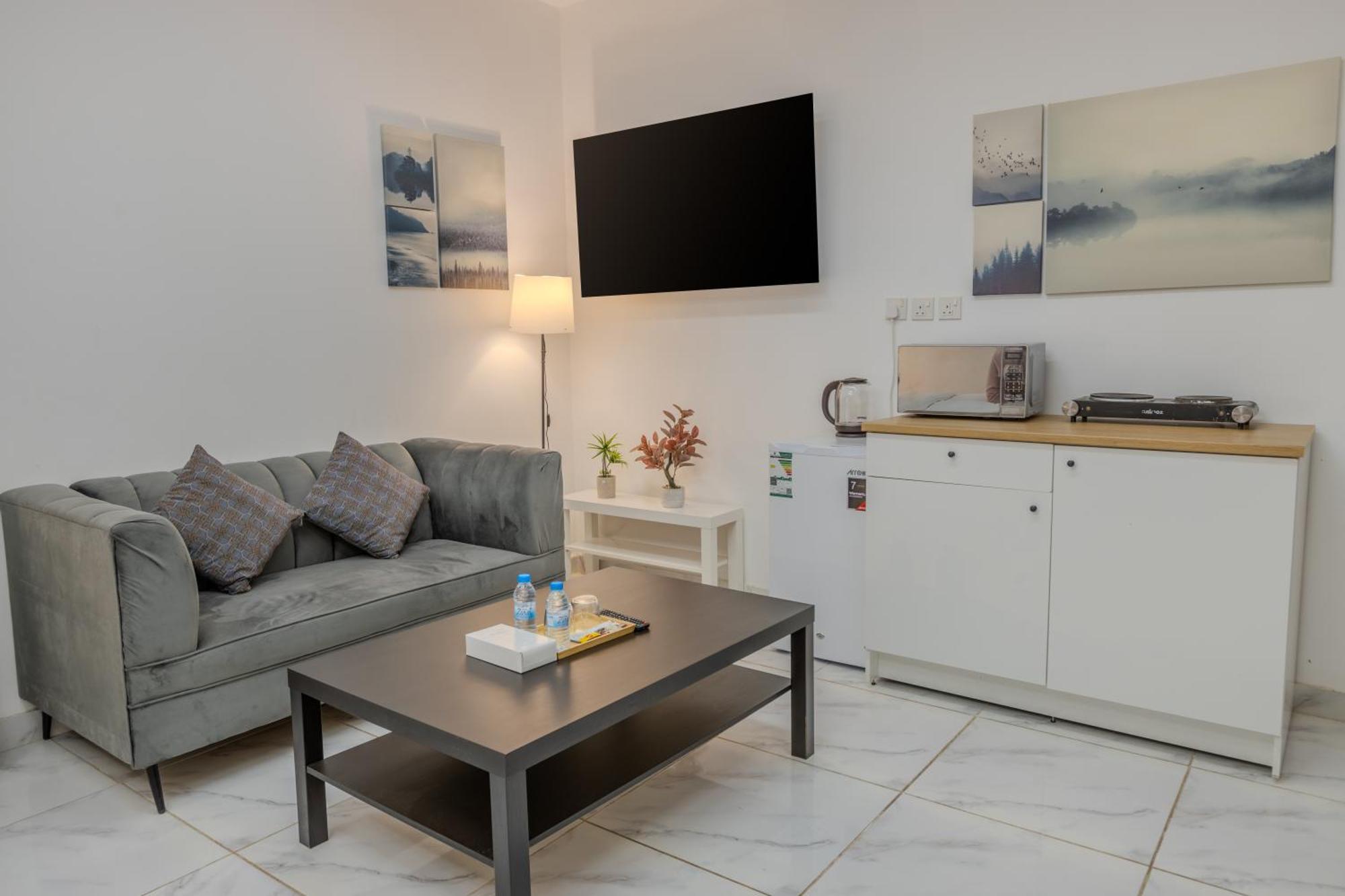 Comfortable & Big Family Apartments 10Mins Drive To Al-Masjid -Nabawi - Nozol Noor 2 Medina Esterno foto